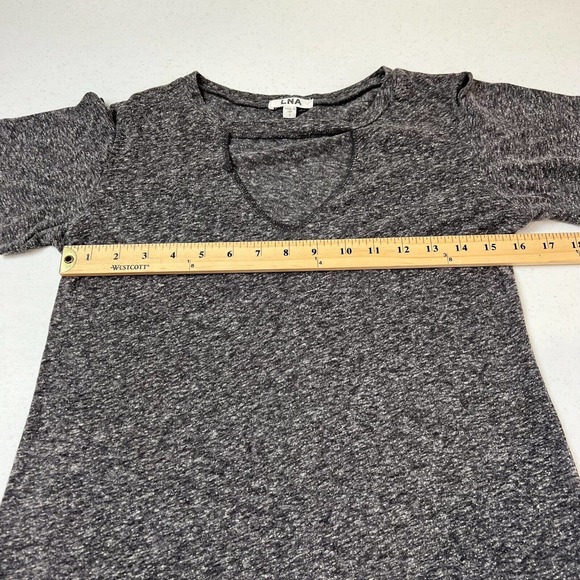 LNA Women Cold Shoulder Knit Pullover Short Sleeve Gray Size Small - Picture 8 of 10